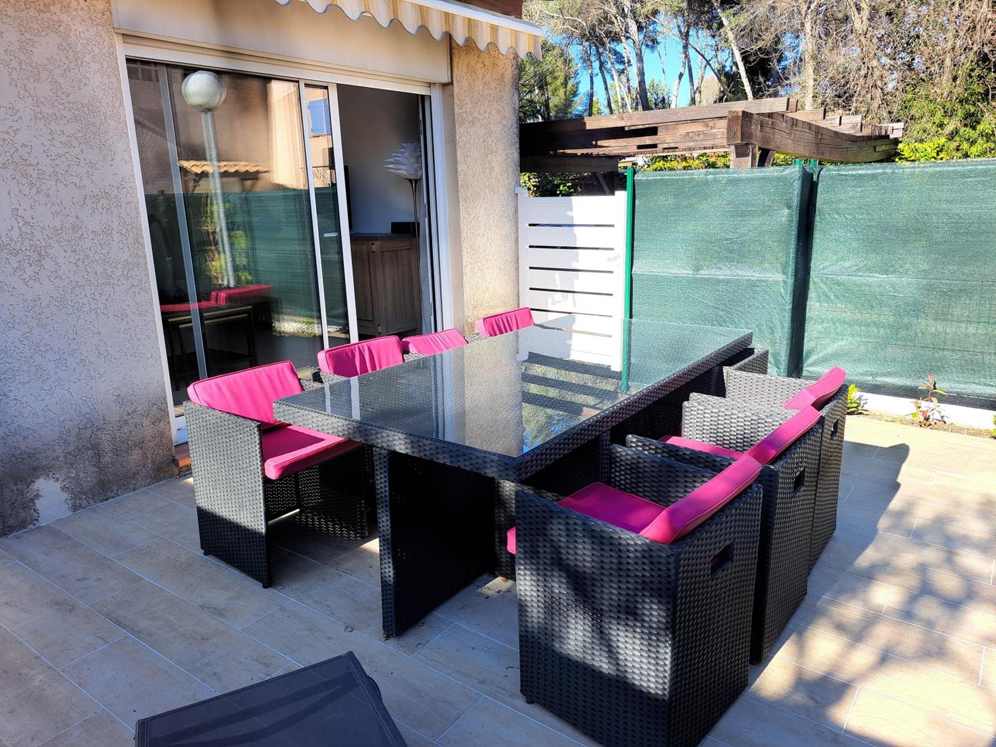 Maisonnette Au Milieu Des Pins Mougins Eksteriør billede