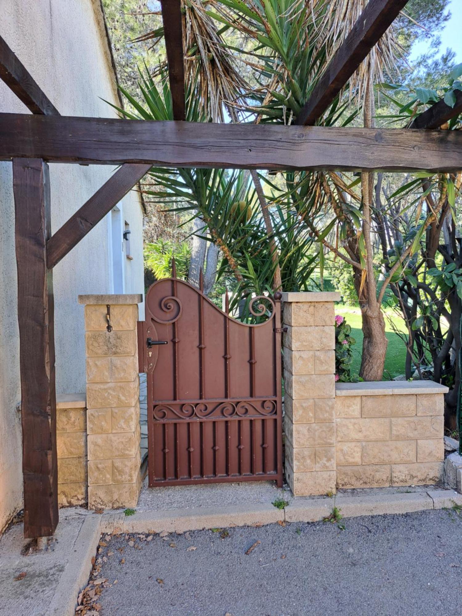Maisonnette Au Milieu Des Pins Mougins Eksteriør billede